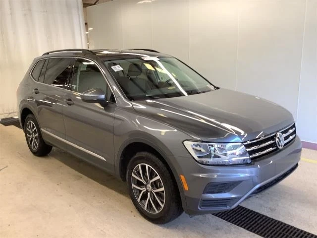 VW Tiguan, снимка 1 - Автомобили и джипове - 47347893