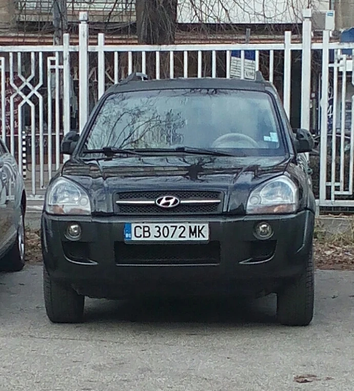 Hyundai Tucson, снимка 1 - Автомобили и джипове - 48967200