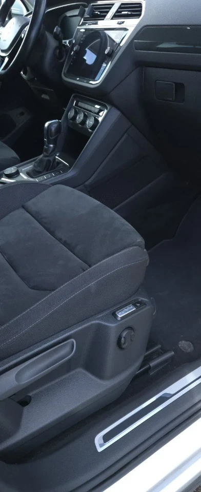 VW Tiguan 2.0 TDI HIGHLINE 4 MOTION, снимка 6 - Автомобили и джипове - 53611498