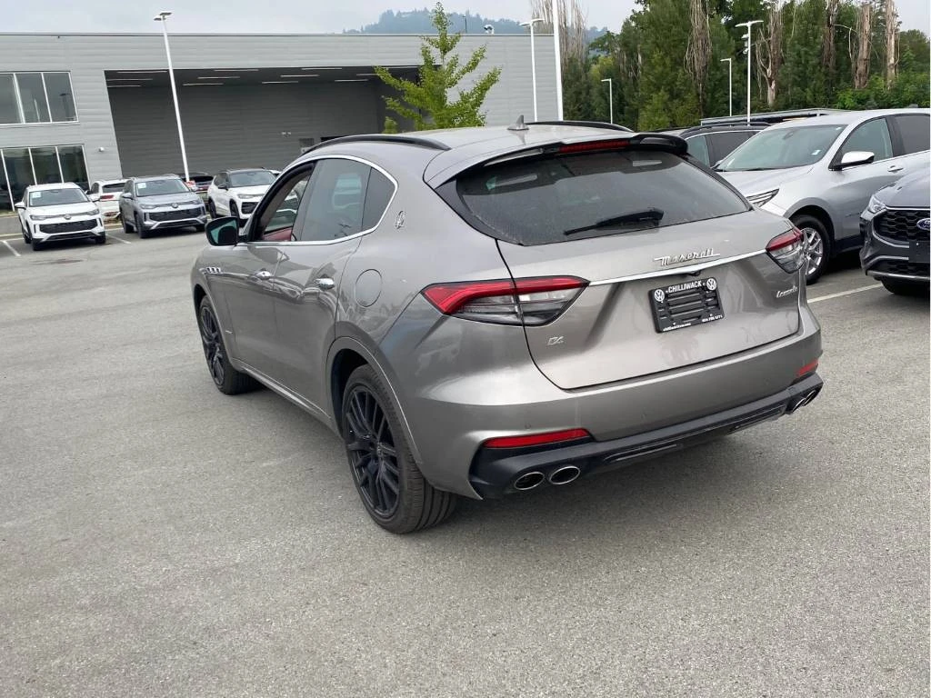 Maserati Levante GranSport 3.0L* CARFAX* ОПЦИЯ ЗА ФИНАНСИРАНЕ*  - изображение 4