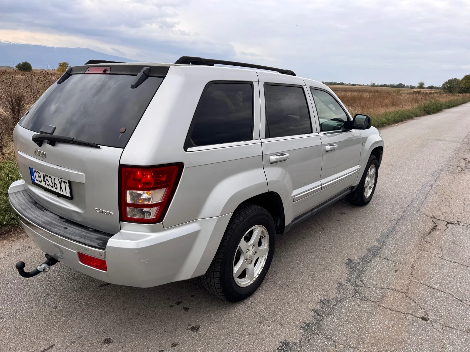 Jeep Grand cherokee 3.0CRD Automatic Quadra Drive 4x4 - изображение 6