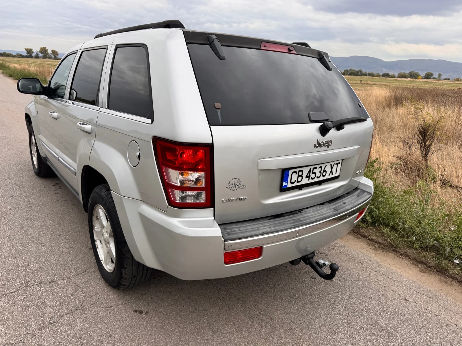 Jeep Grand cherokee 3.0CRD Automatic Quadra Drive 4x4 - изображение 7