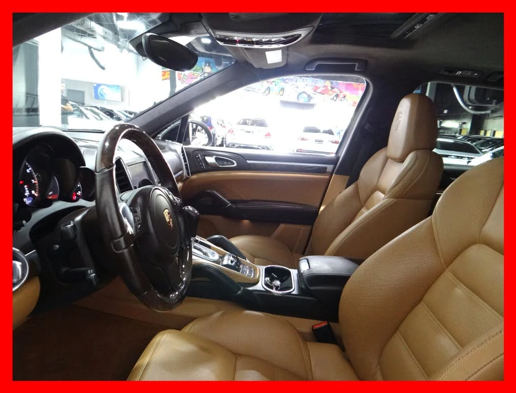 Porsche Cayenne Turbo * AWD * AвтоКредит* (ЦЕНА ДО БГ) - изображение 10