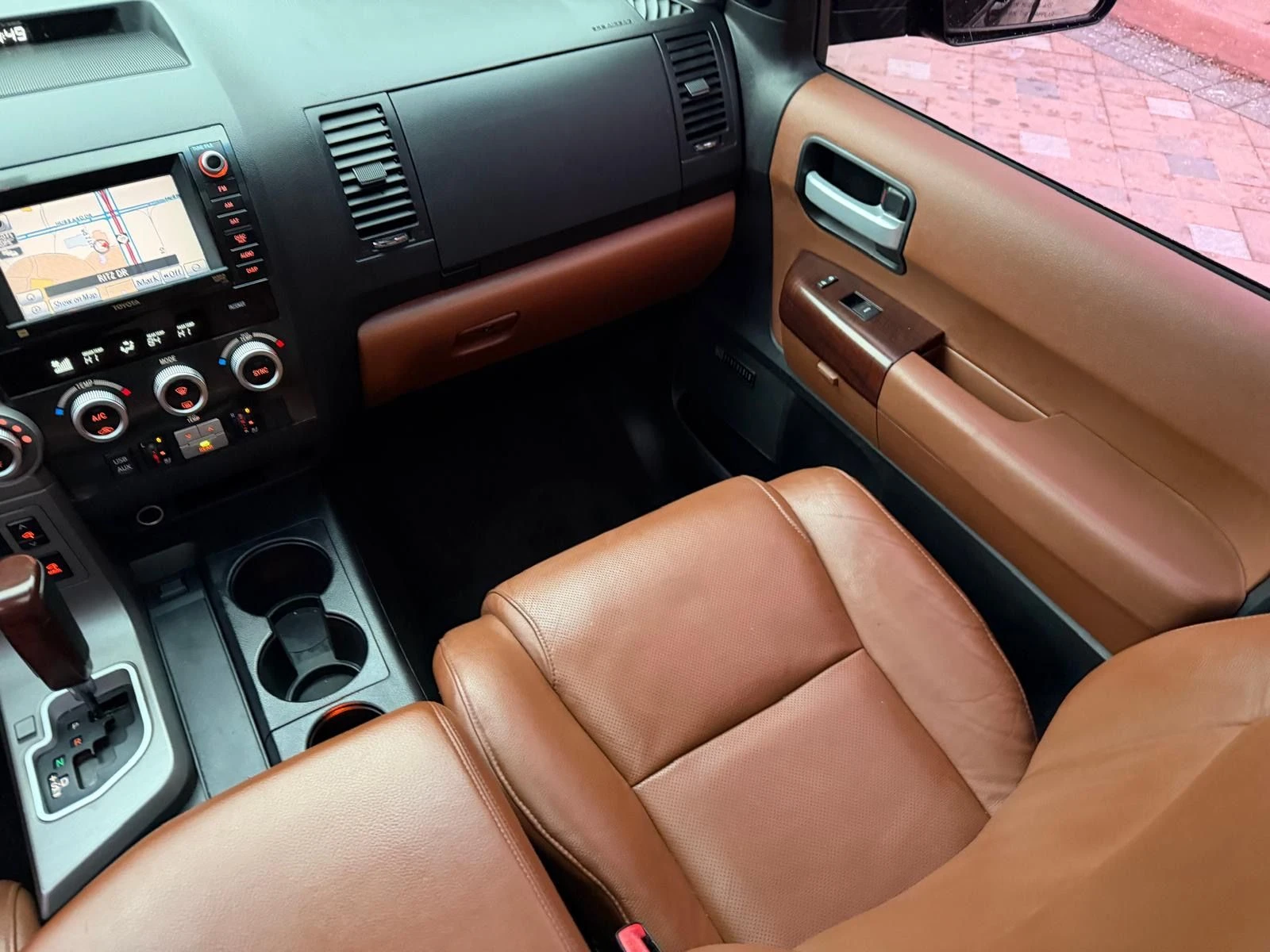 Toyota Sequoia Platinum | Mobile.bg � ����������� 14