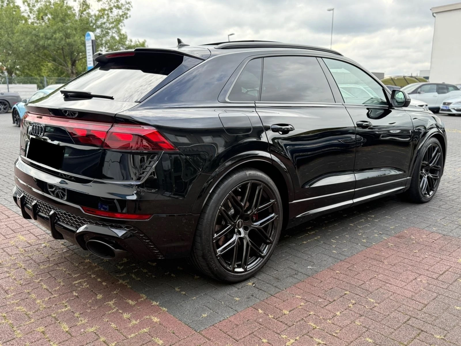 Audi RSQ8 /FACELIFT/CARBON/HEAD UP/B&O/PANO/MATRIX/ - изображение 5