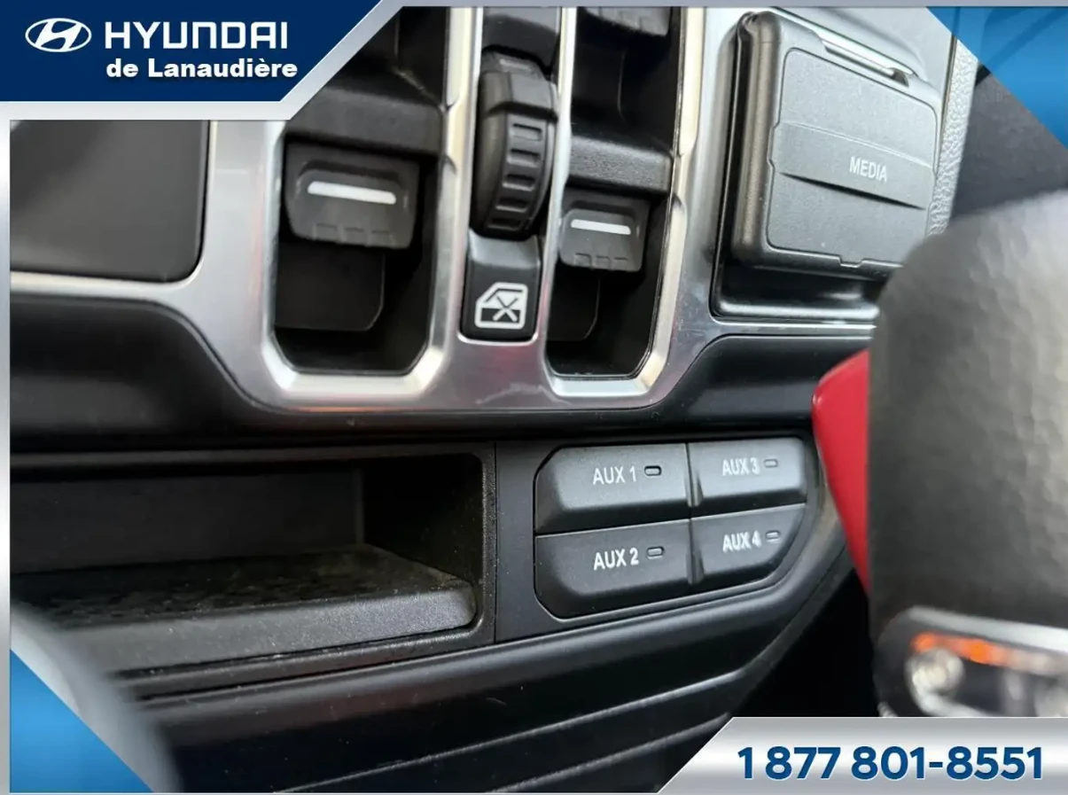 Jeep Wrangler 2021 Jeep Wrangler Unlimited Willys, снимка 10 - Автомобили и джипове - 53725920