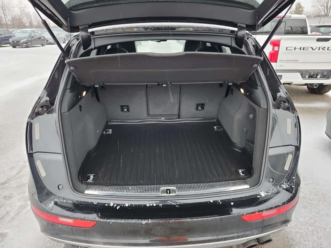 Audi SQ5  3.0T TECHNIK| CARFAX| 2 KЛЮЧА |  , снимка 13 - Автомобили и джипове - 53894228