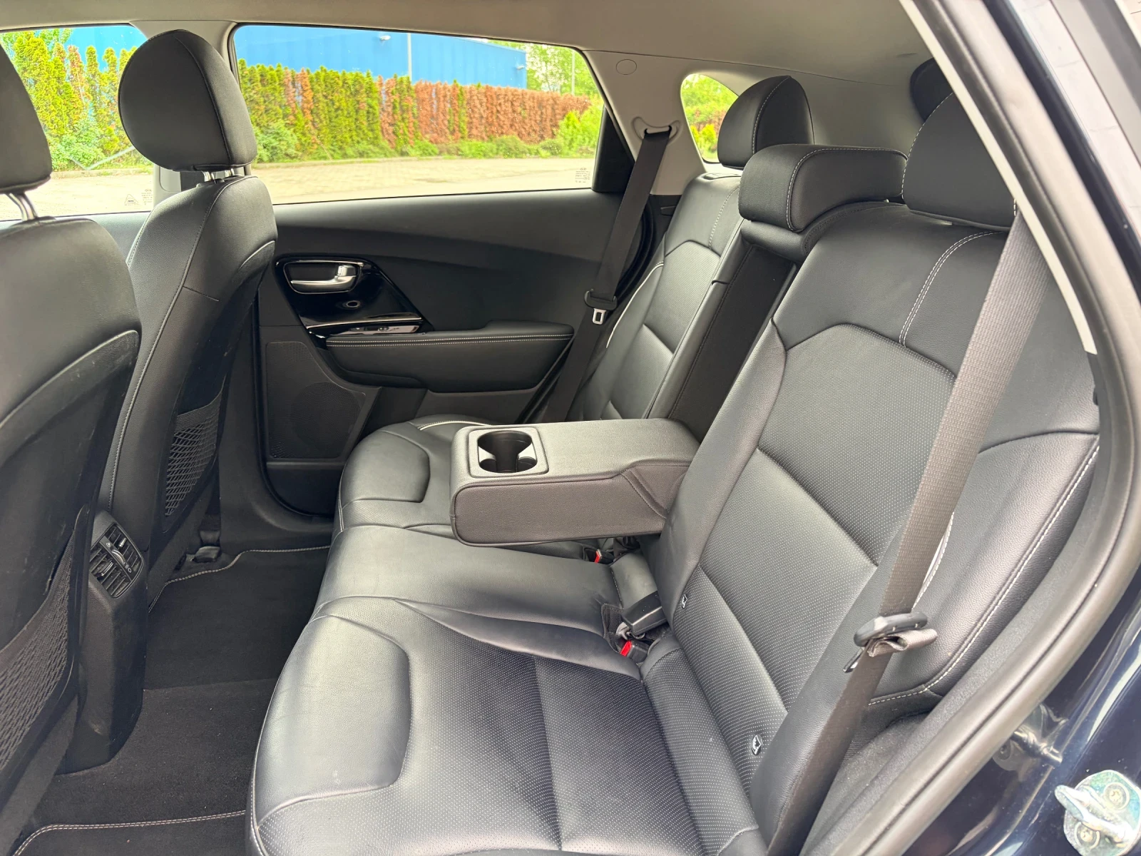 Kia Niro 100% SOH FACELIFT!!!64kw 204kc PREMIUM!!! , снимка 13 - Автомобили и джипове - 54455331
