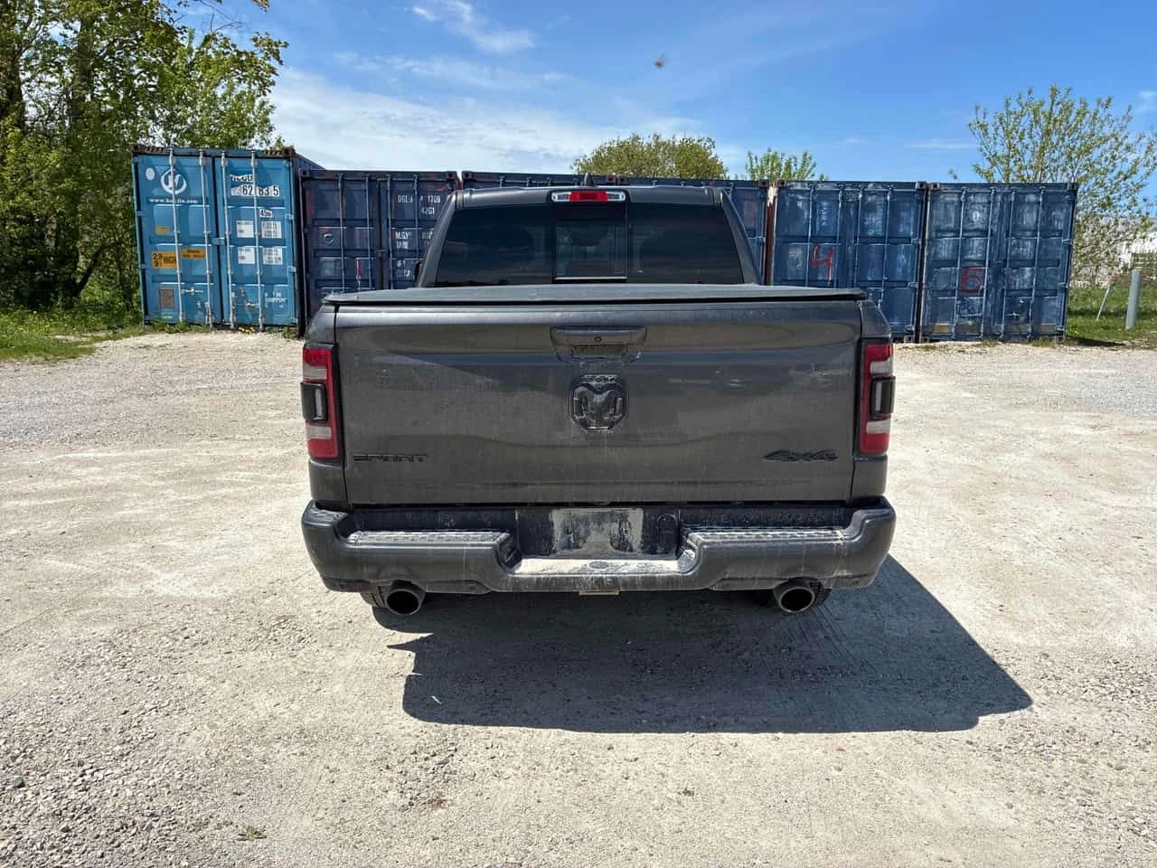 Dodge RAM 1500 * Sport * CARFAX * БЕЗ ПЪРВОНАЧАЛНА ВНОСКА, снимка 4 - Автомобили и джипове - 54666334