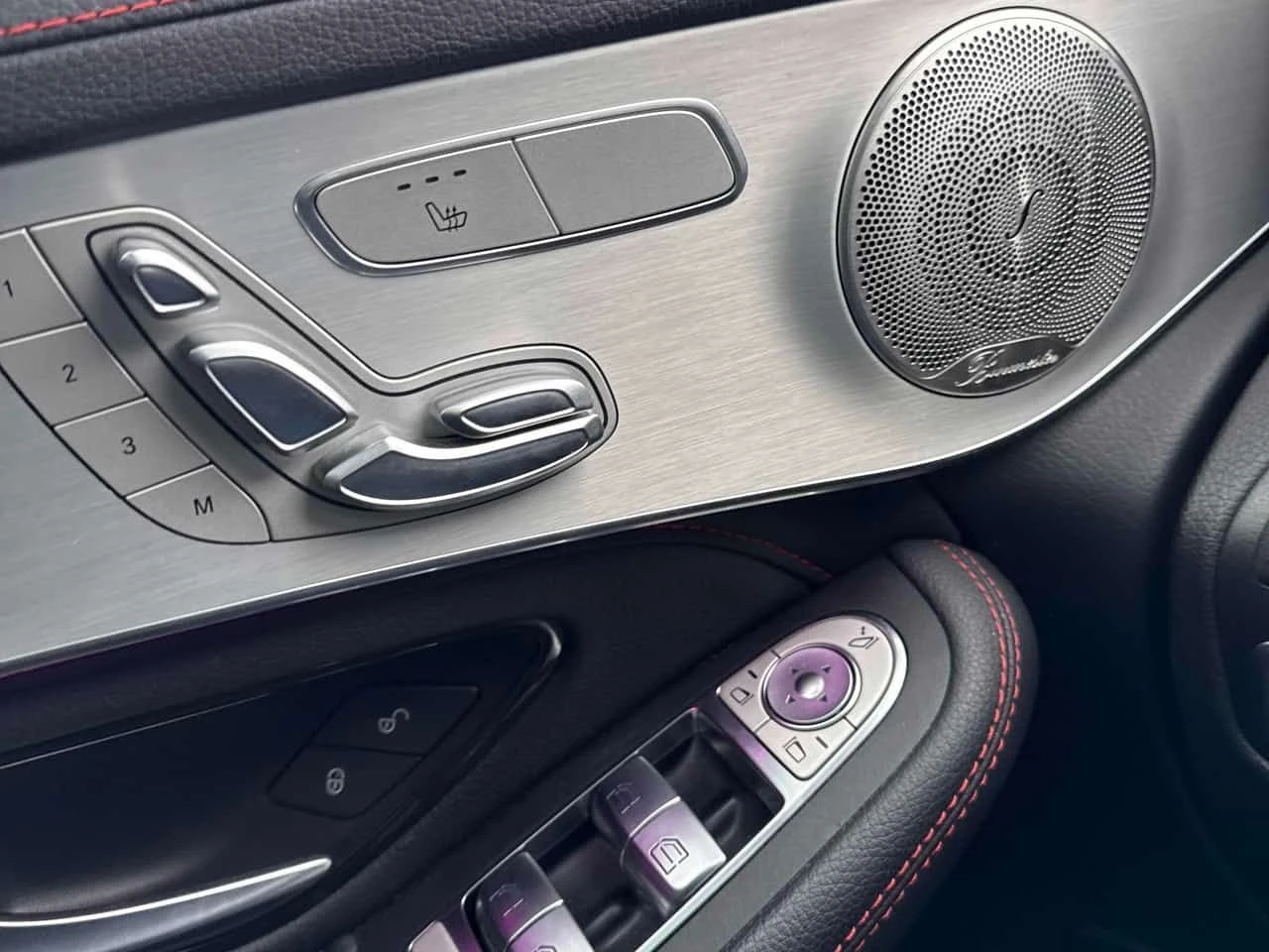 Mercedes-Benz GLC 43 AMG 4MATIC* DISTRONIC* BURMESTER* 360КАМЕРИ* , снимка 15 - Автомобили и джипове - 55050074