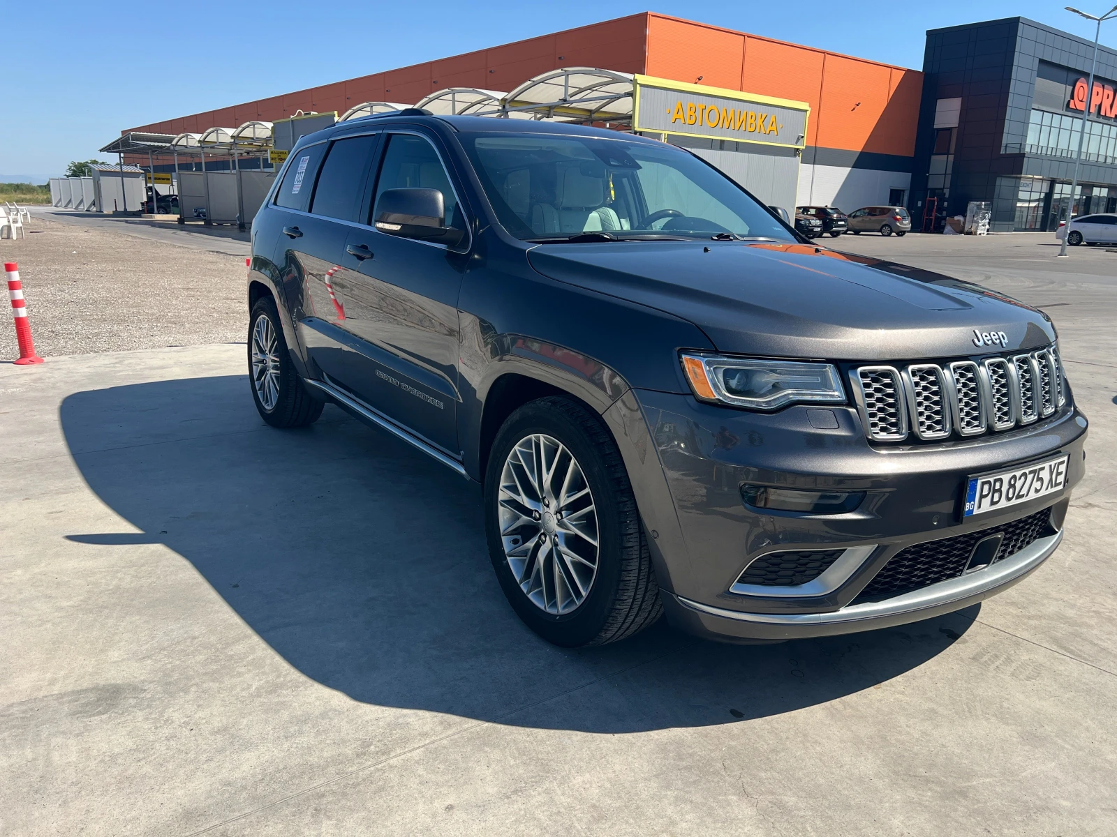 Jeep Grand cherokee 5.7 v8 SUMMIT , снимка 6 - Автомобили и джипове - 55590169