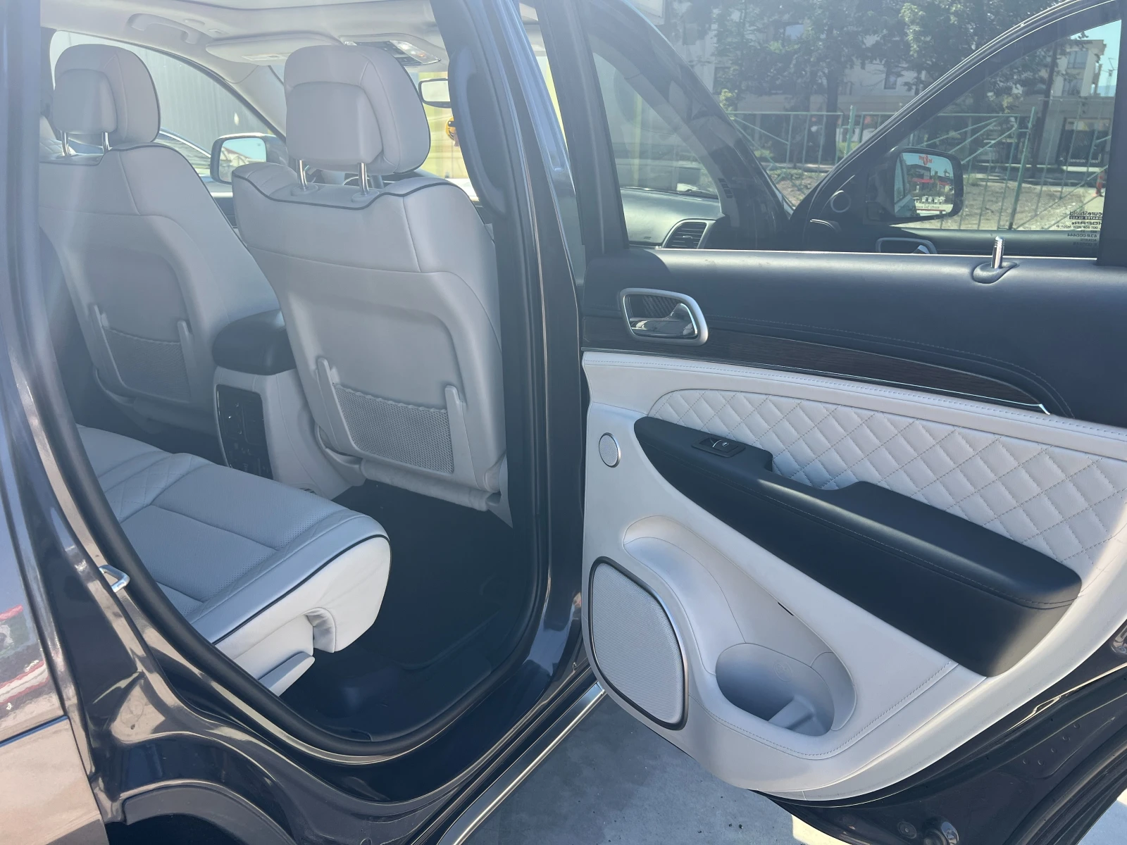 Jeep Grand cherokee 5.7 v8 SUMMIT , снимка 7 - Автомобили и джипове - 55590169