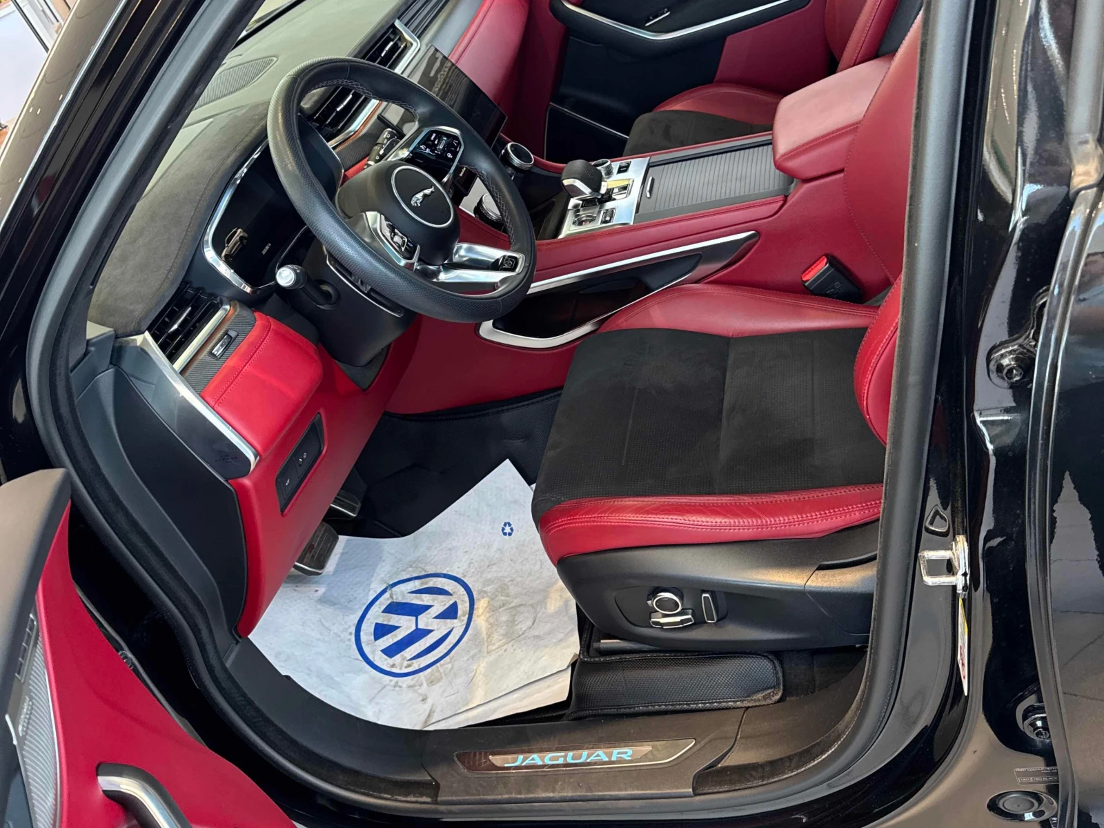 Jaguar F-PACE * P575 SVR 575 Edition * CARFAX *  | Mobile.bg � ����������� 5