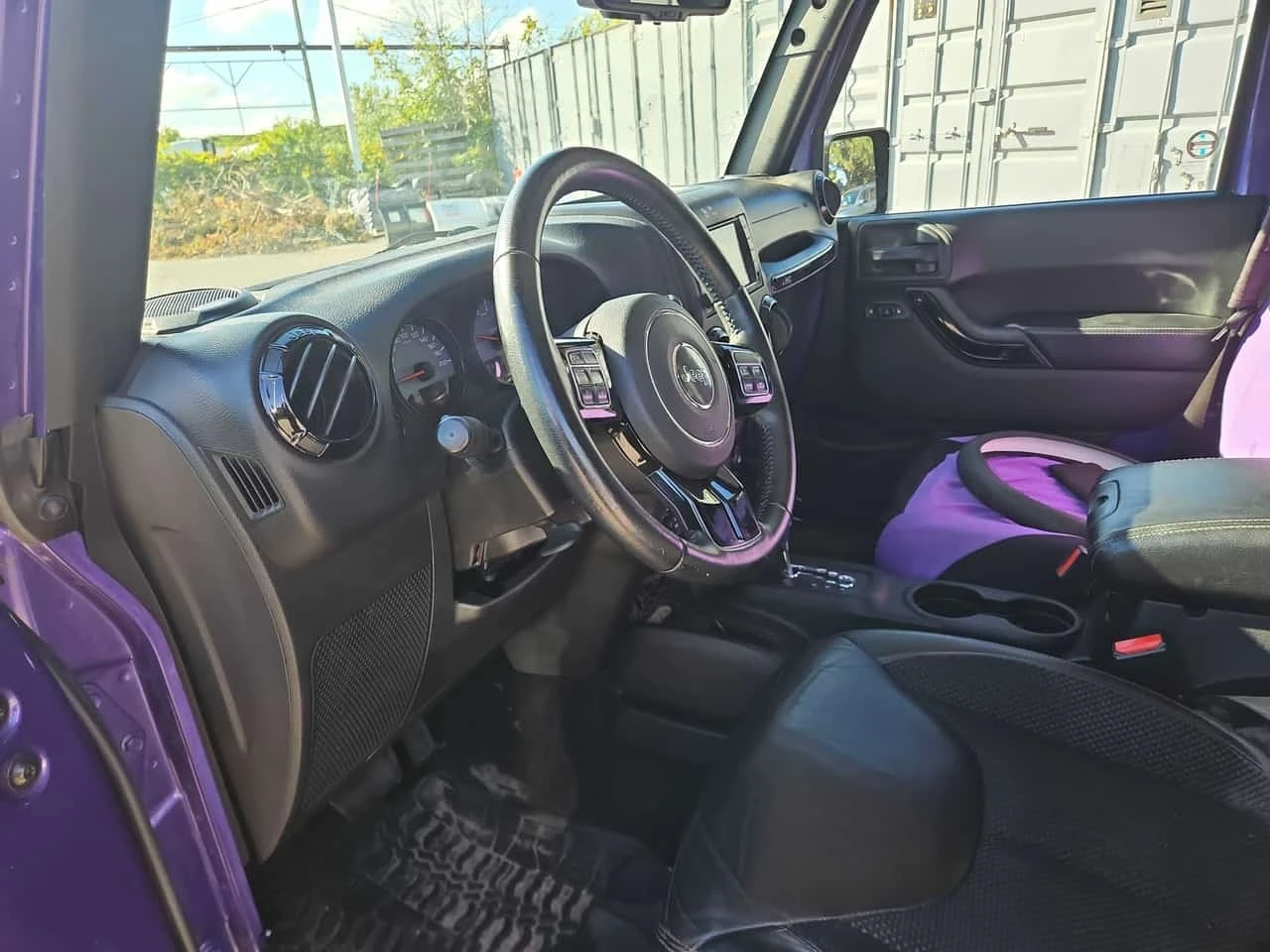 Jeep Wrangler * Winter * CARFAX * БЕЗ ПЪРВОНАЧАЛНА ВНОСКА, снимка 5 - Автомобили и джипове - 56207901