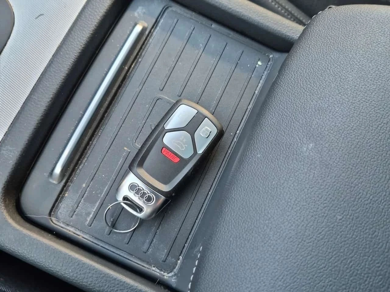 Audi Q5, снимка 7 - Автомобили и джипове - 56688717