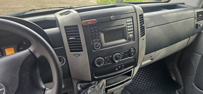 Mercedes-Benz 316 Дълга база, снимка 8 - Бусове и автобуси - 52177903