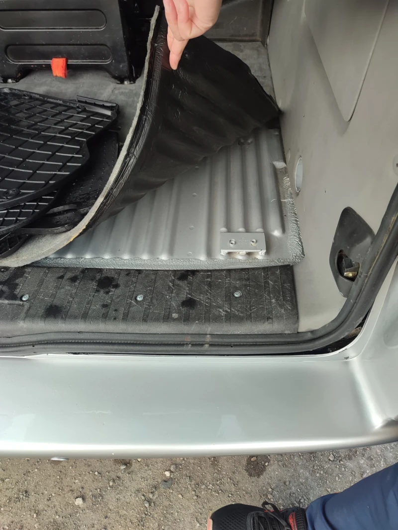 VW T4, снимка 6 - Бусове и автобуси - 52511055