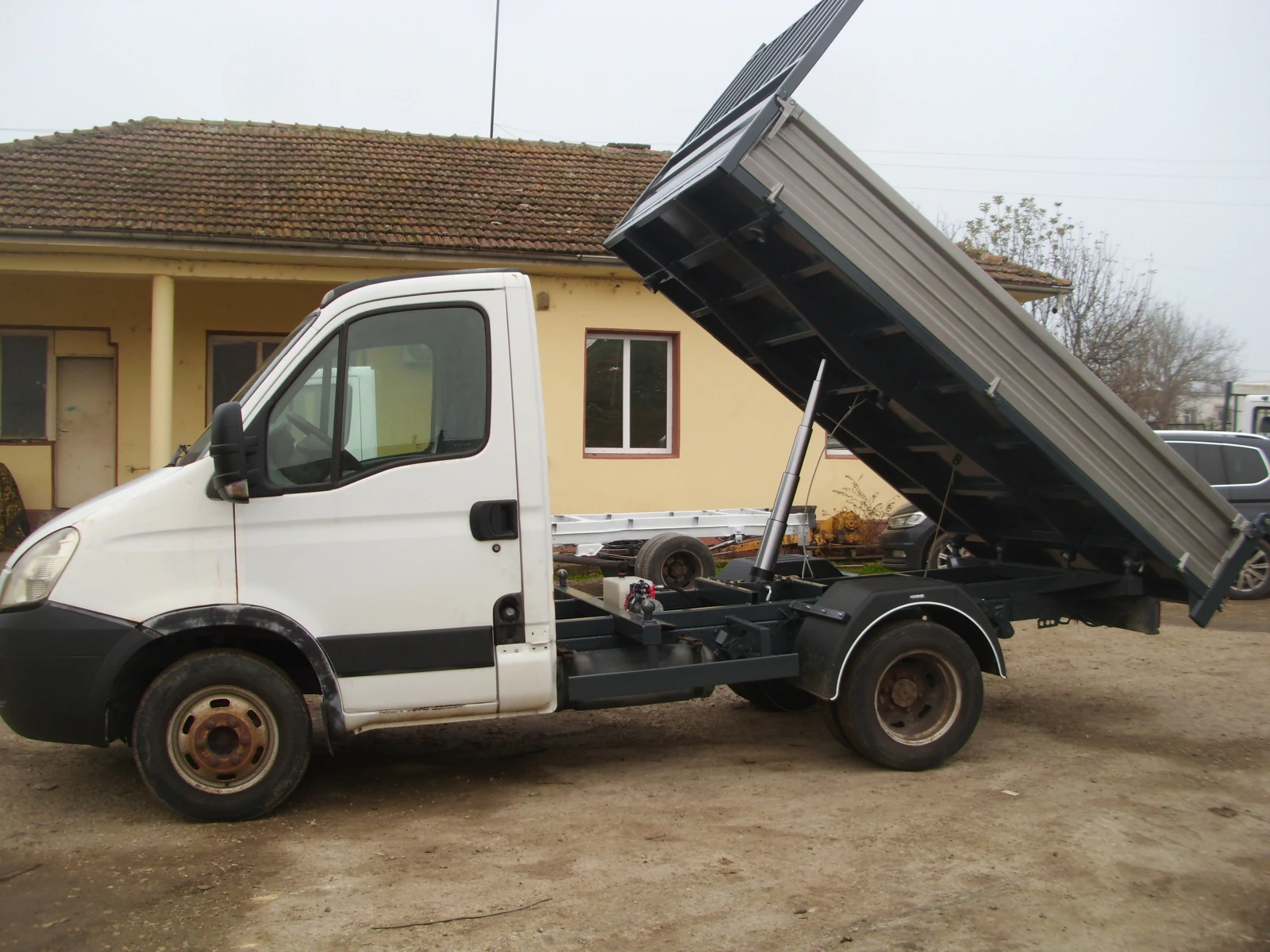 Iveco Daily самосвал N1 - изображение 3