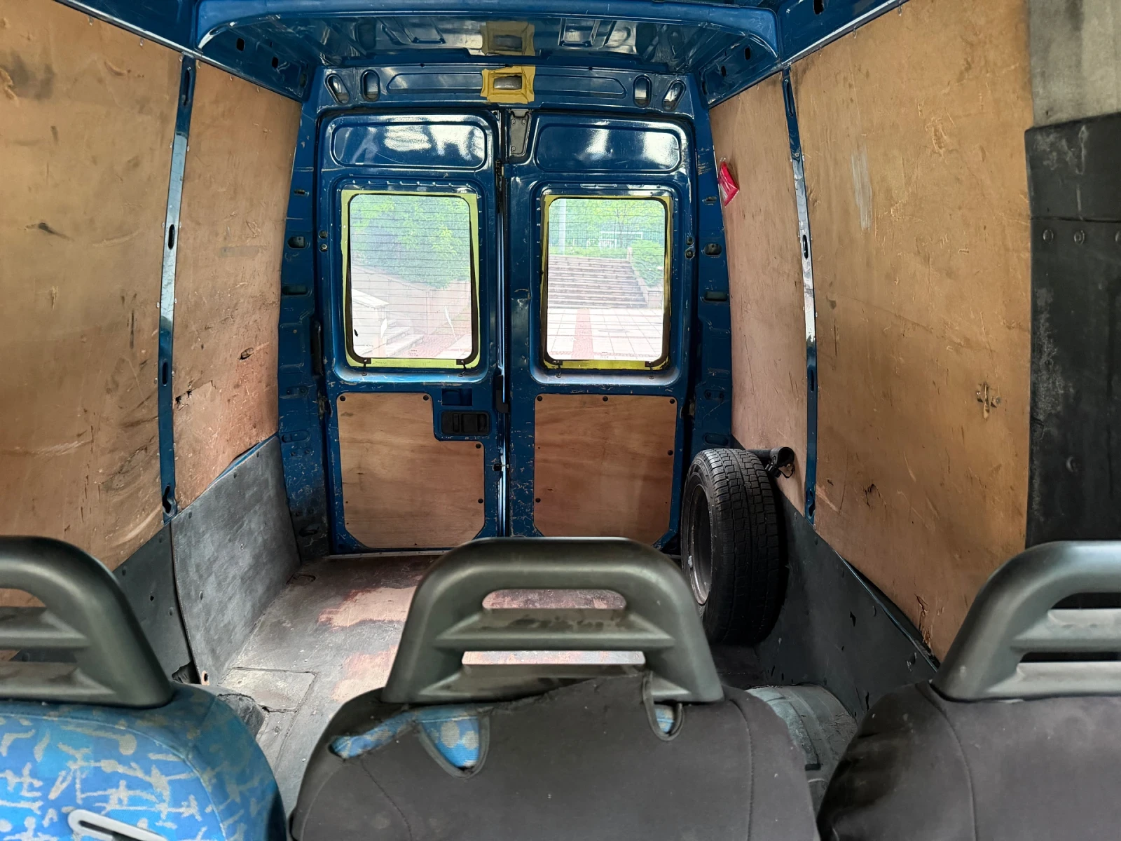 Iveco Daily, снимка 10 - Бусове и автобуси - 54650491