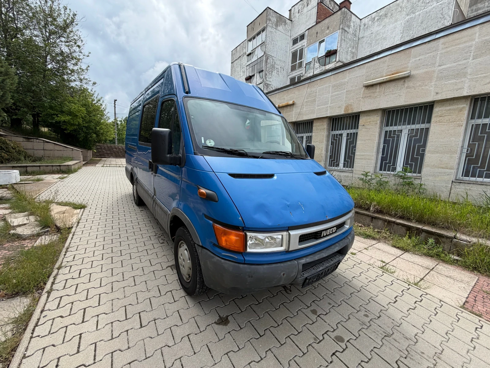 Iveco Daily, снимка 11 - Бусове и автобуси - 54650491