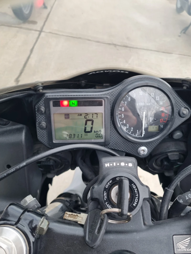 Honda Cbr 28000 km , снимка 9 - Мотоциклети и мототехника - 48443250