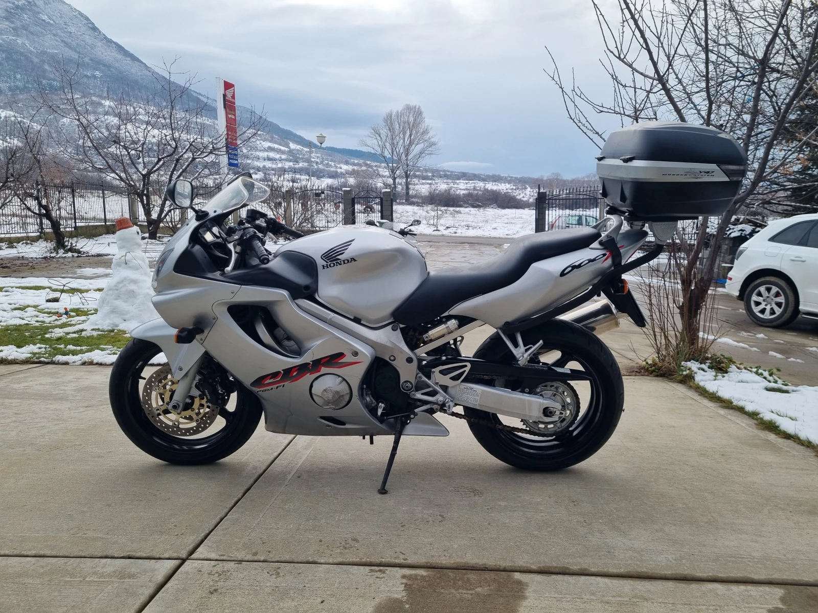 Honda Cbr 28000 km  - изображение 5