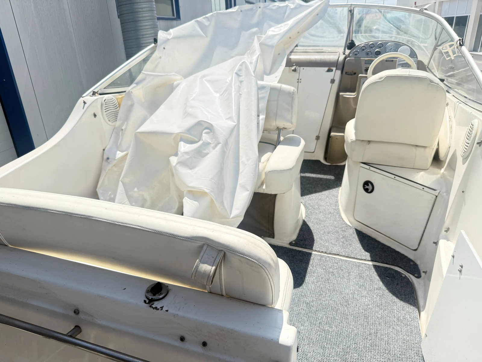 Моторна яхта Bayliner Cruser 245, снимка 10 - Воден транспорт - 54735825