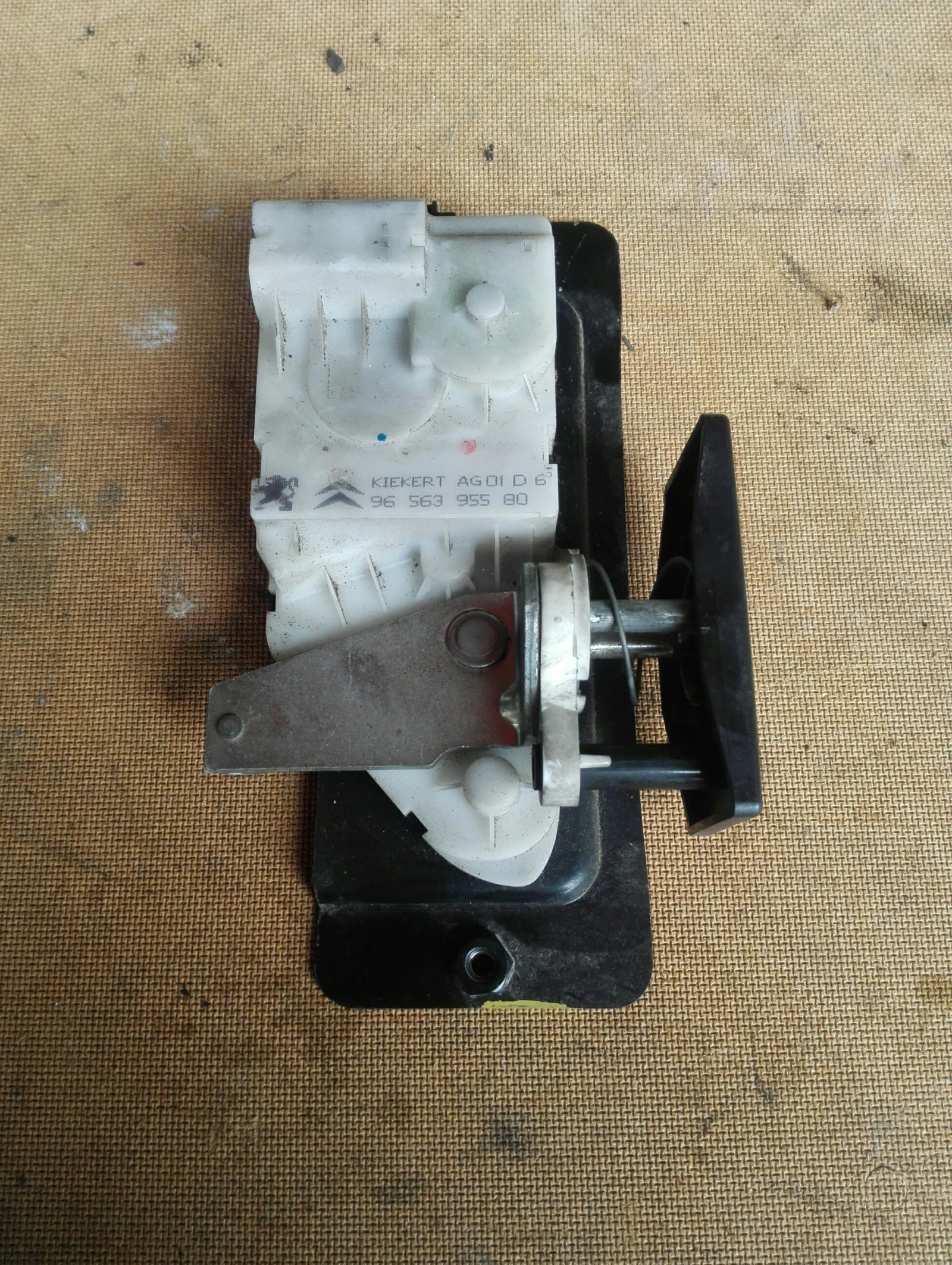     607 ( ) | Mobile.bg   1