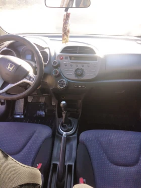 Honda Jazz 1.2 V-TEC само 130 000 км, снимка 10