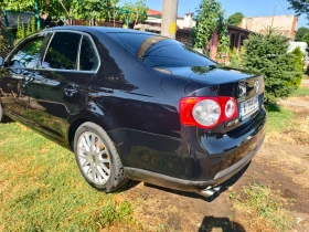Обява за продажба на VW Jetta 2.0 Tdi Кожа 136 PS AZV  ~8 999 лв. - изображение 5