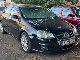 VW Jetta 2.0 TDI HIGHLINE 136 PS AZV | Mobile.bg    2