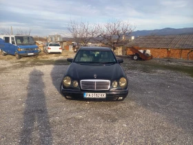 Mercedes-Benz E 250, снимка 1