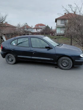 Renault Megane - 800 € / 1564.66 лв. - 75064027 4