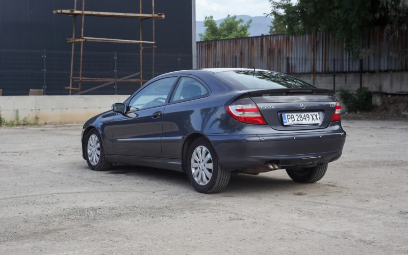 Mercedes-Benz C 220 Sportcoupe , снимка 8 - Автомобили и джипове - 47223399