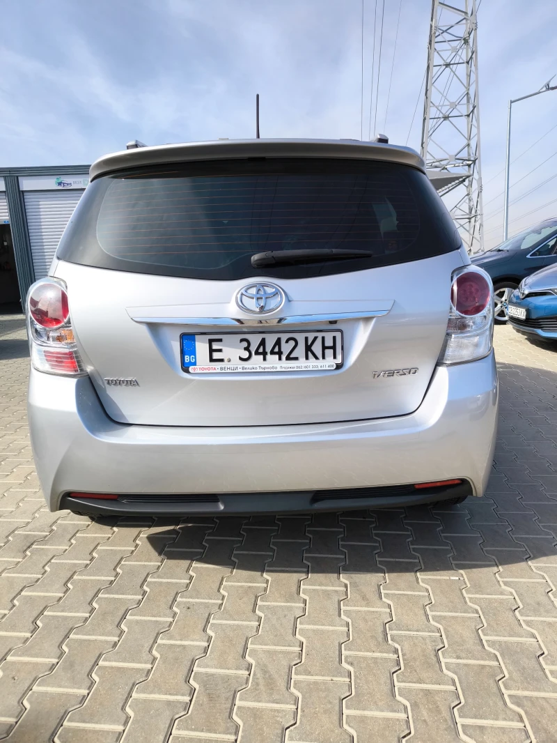 Toyota Verso, снимка 2 - Автомобили и джипове - 47664415