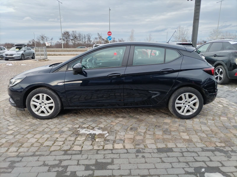 Opel Astra 1.4i/150 k.c Hatch, снимка 4 - Автомобили и джипове - 48575635