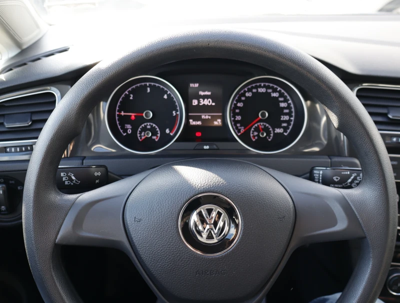 VW Golf 1.6TDI/116к.с./MT/N1, снимка 12 - Автомобили и джипове - 48599377