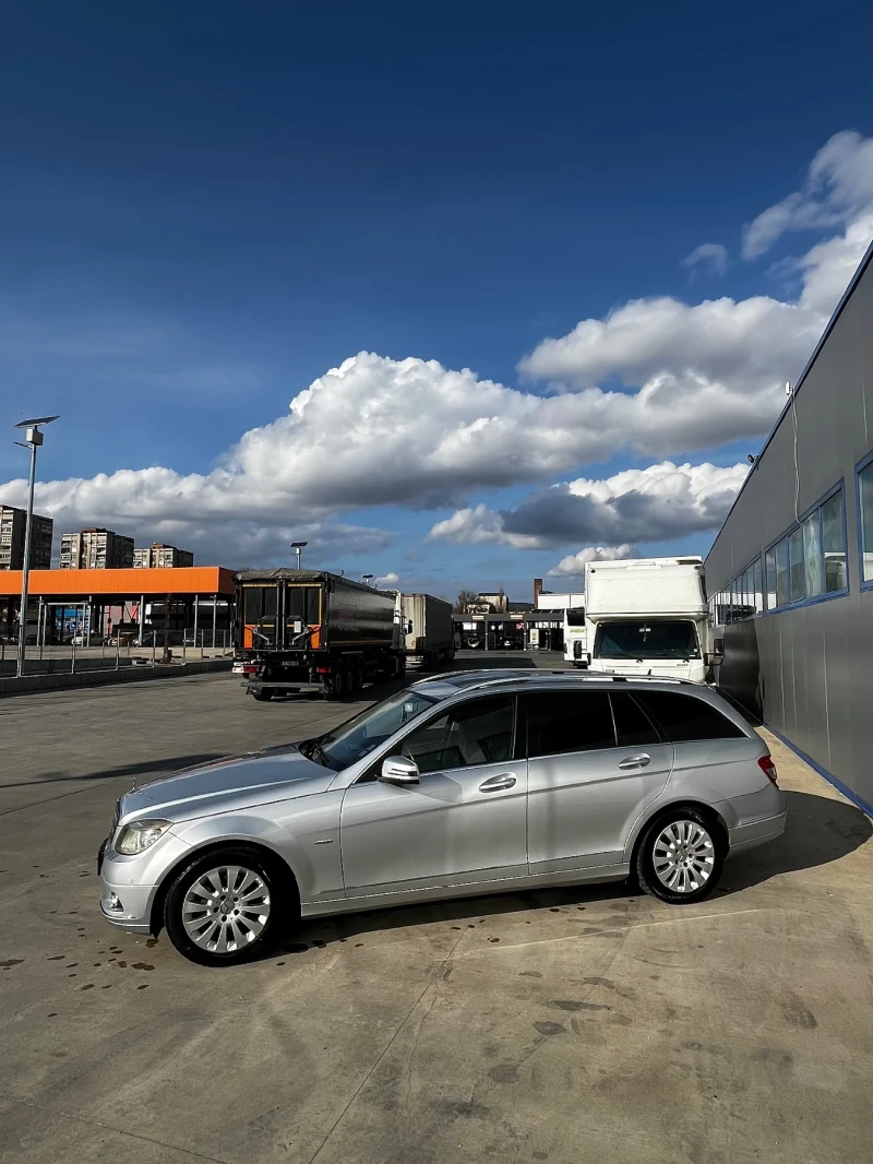 Mercedes-Benz C 220, снимка 5 - Автомобили и джипове - 49567002