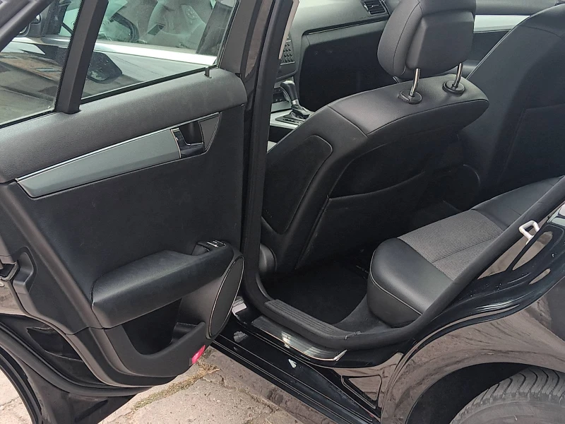 Mercedes-Benz C 220 CDI Avantgarde/ОМ646, снимка 7 - Автомобили и джипове - 52072207
