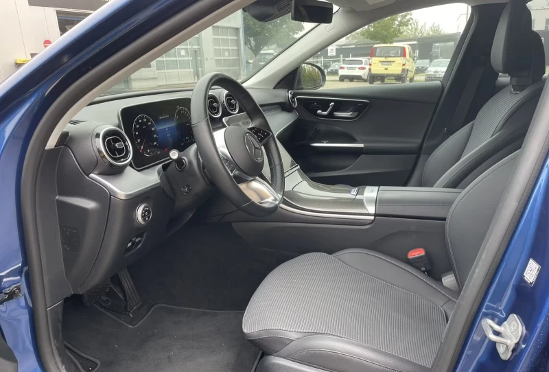 Mercedes-Benz C 300 e Avantgarde Distronic Memory 360 , снимка 4 - Автомобили и джипове - 51934455