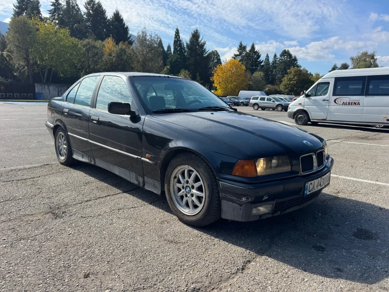 BMW 320 BMW 320i в перфетно техническо състояние, снимка 2 - Автомобили и джипове - 52493719