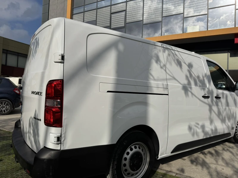 Toyota Proace City товарен, снимка 7 - Автомобили и джипове - 52493715