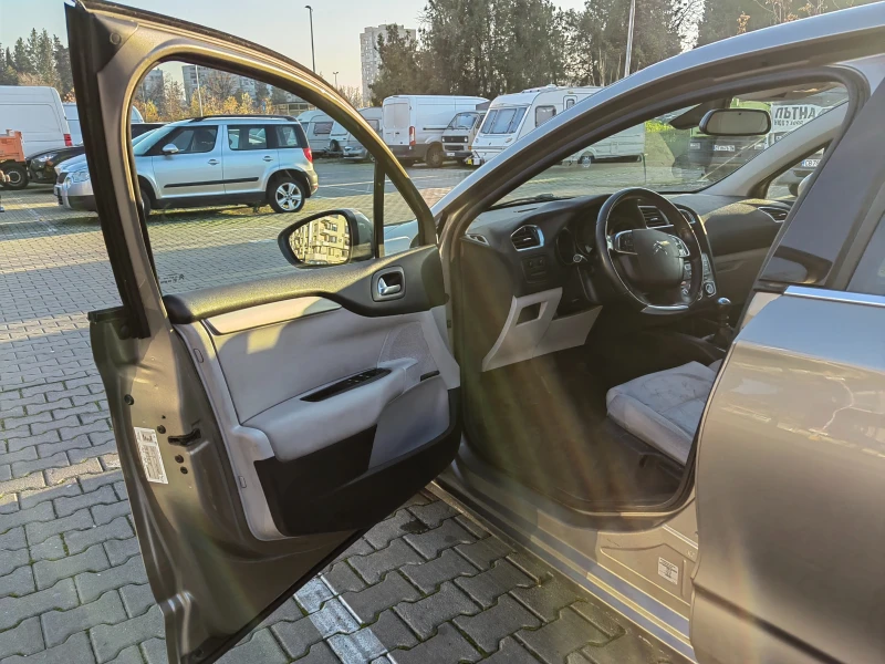 Citroen C4, снимка 10 - Автомобили и джипове - 52738989