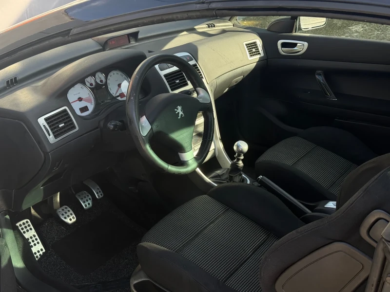 Peugeot 307 CC 2.0Hdi твърд таван климатик парктроник, снимка 7 - Автомобили и джипове - 52849667