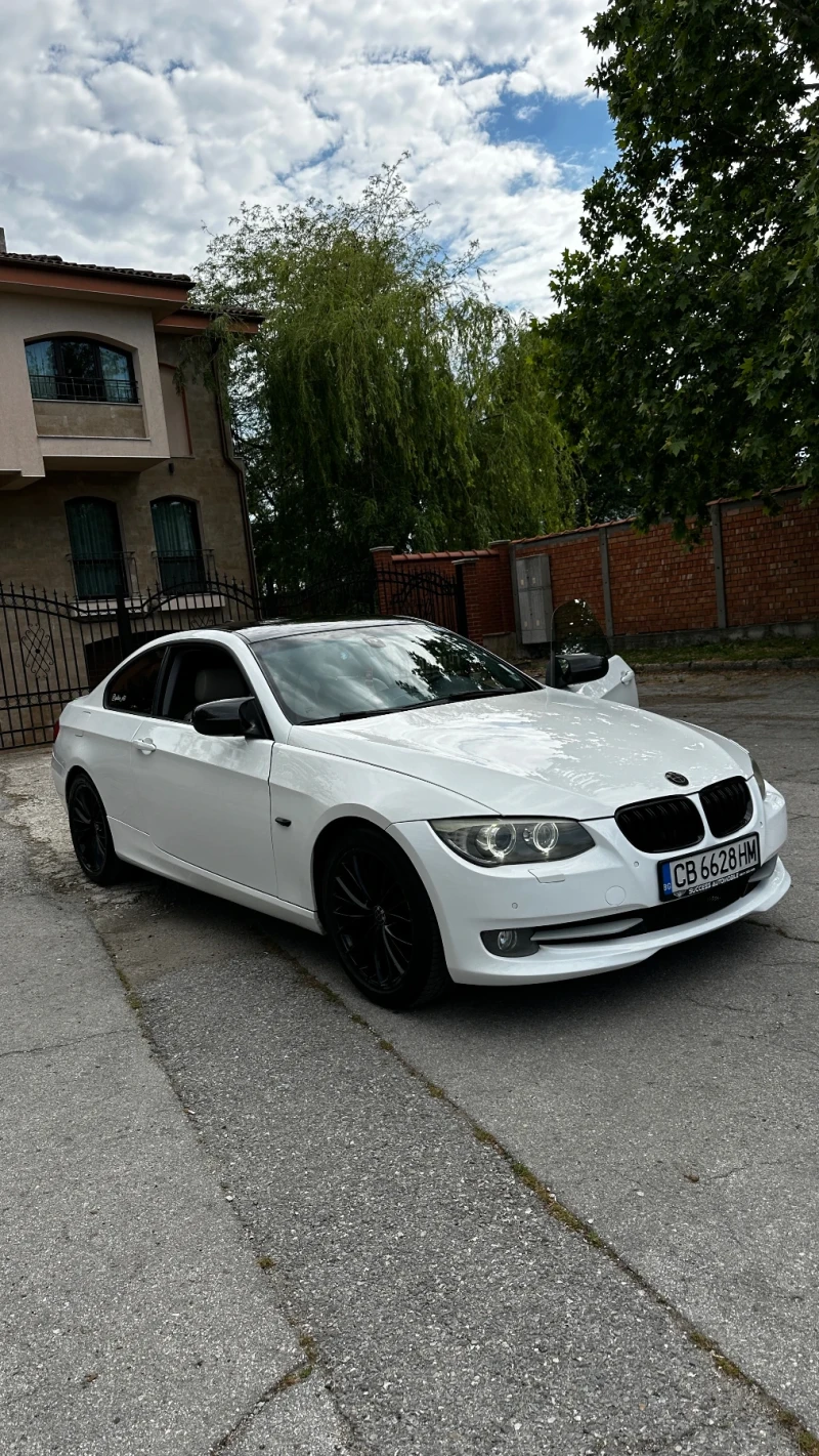 BMW 320, снимка 5 - Автомобили и джипове - 52891432
