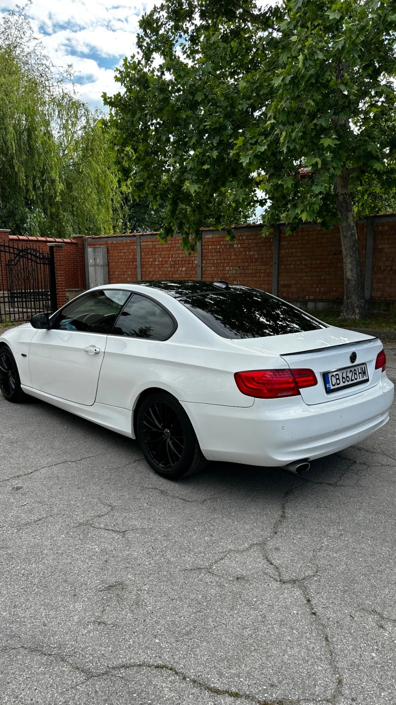 BMW 320, снимка 4 - Автомобили и джипове - 52891432