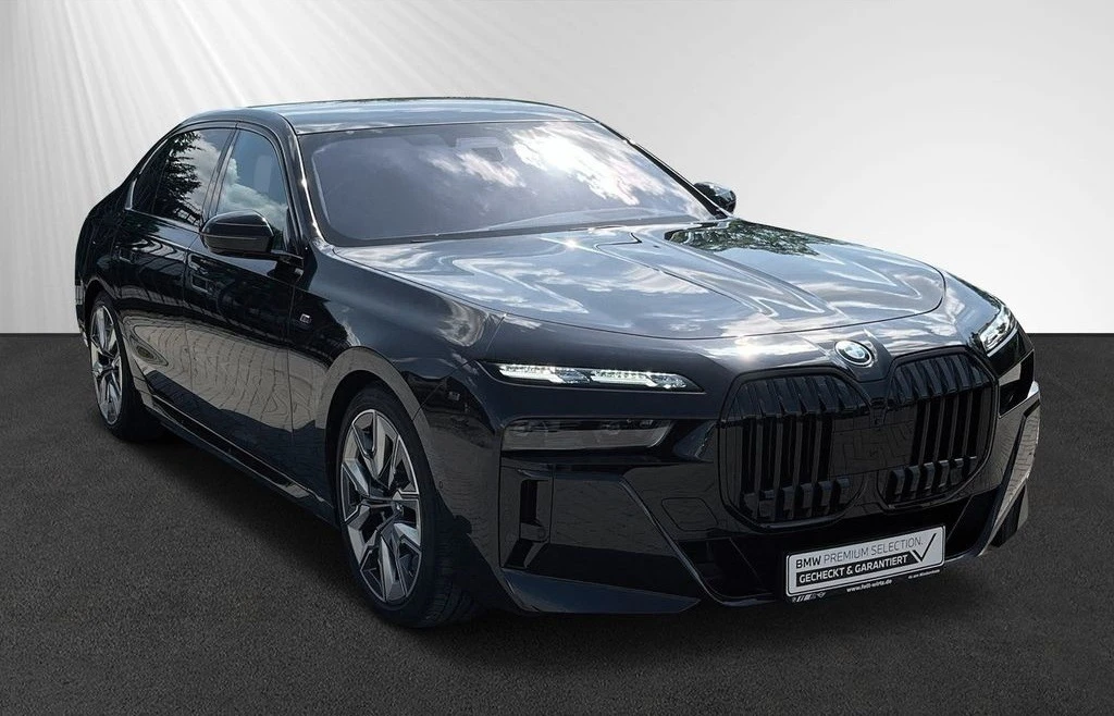 BMW 750 750e Theatre Screen, снимка 1