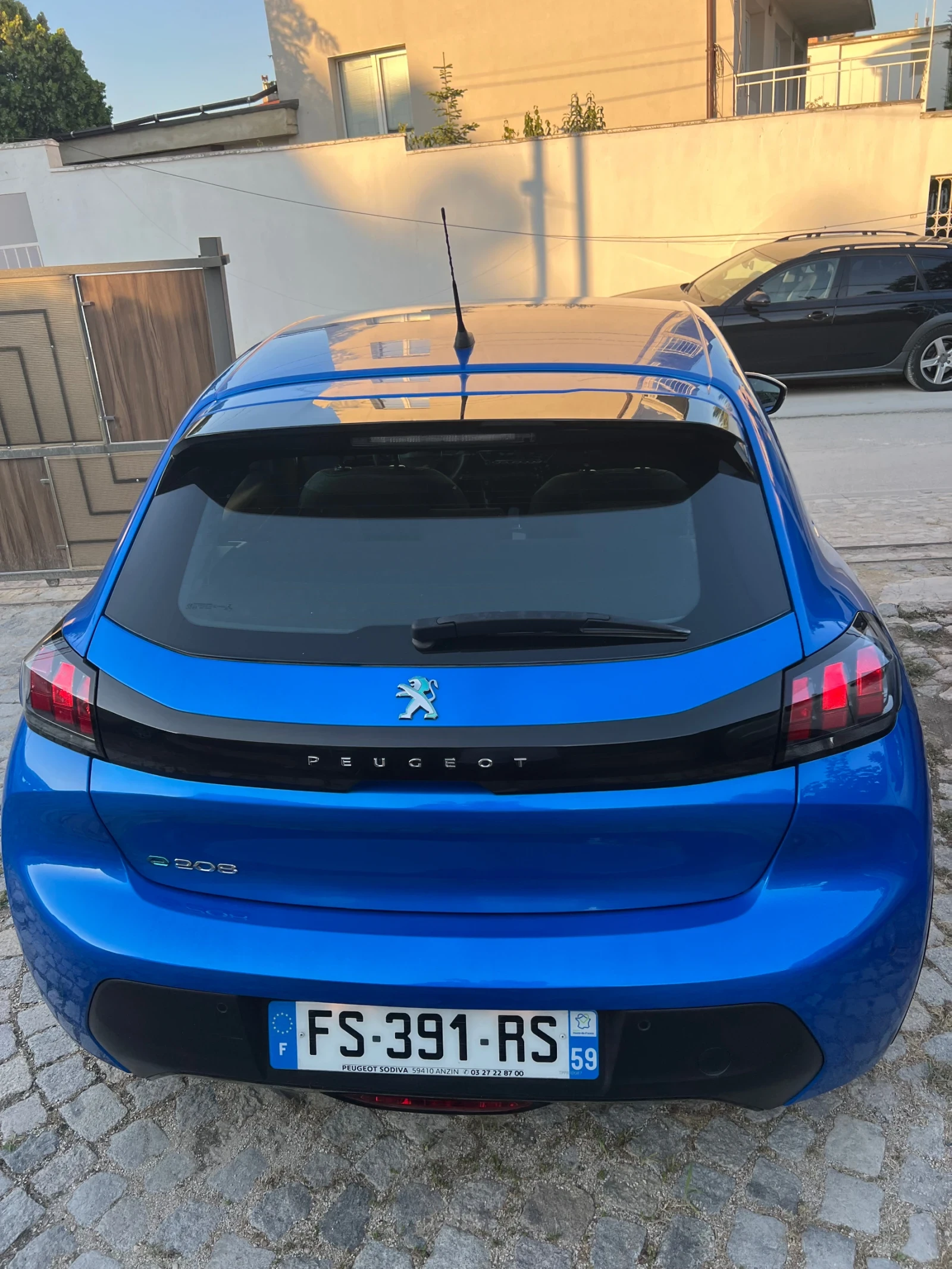 Peugeot 208 E208 - изображение 8