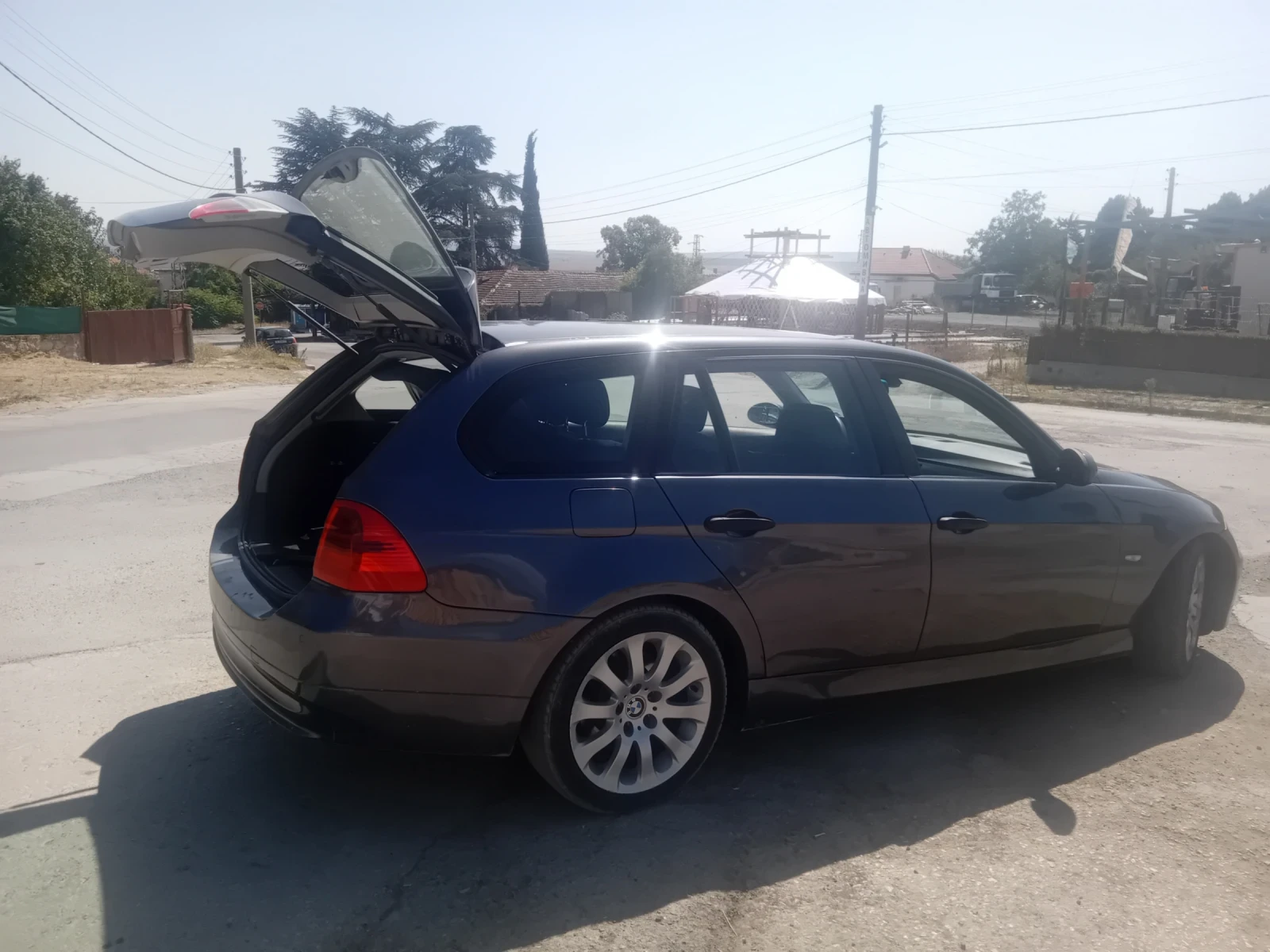 BMW 320  - изображение 7