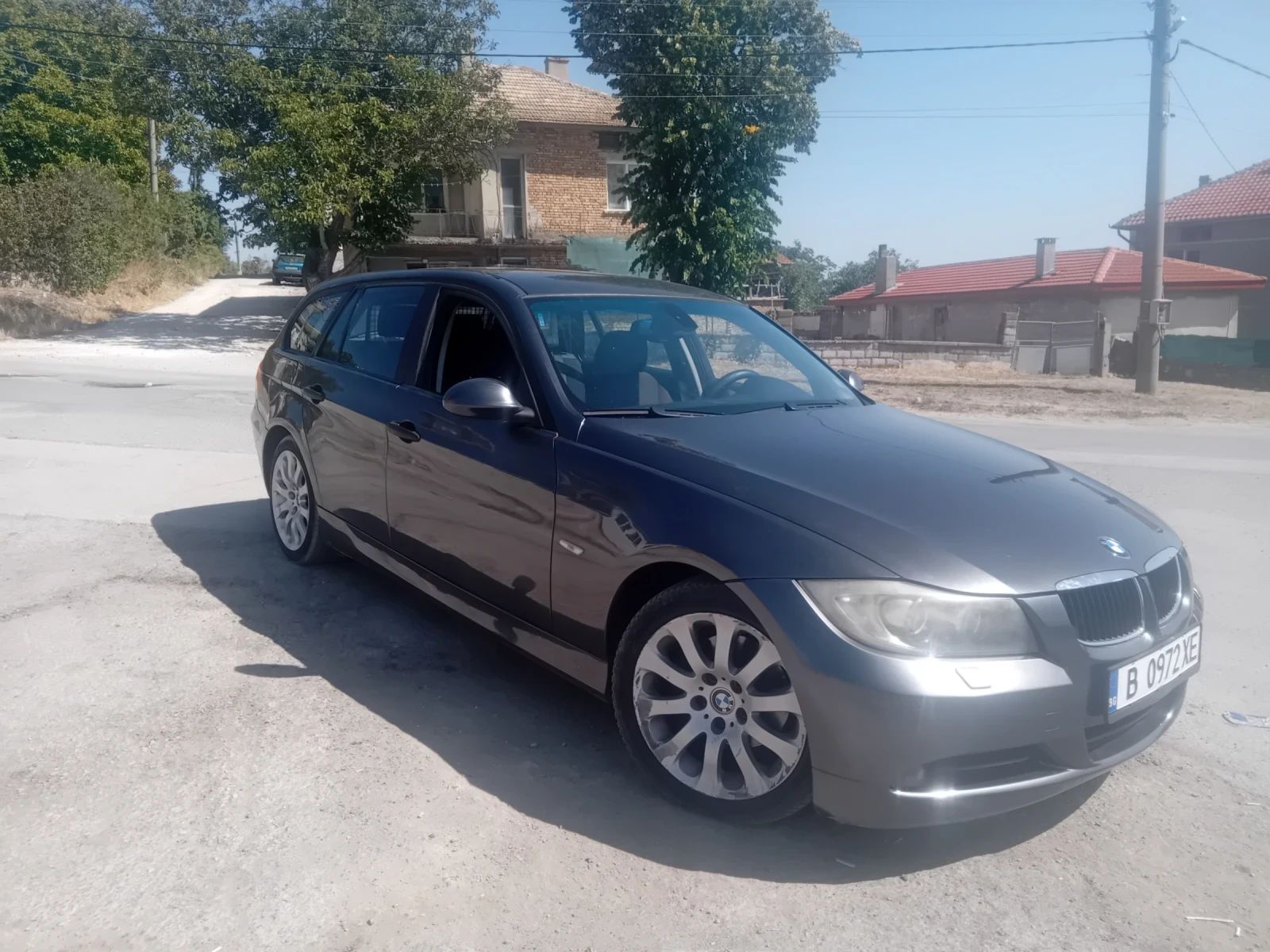BMW 320  - изображение 4
